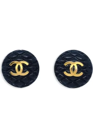 CHANEL 1994 CC button clip-on earrings