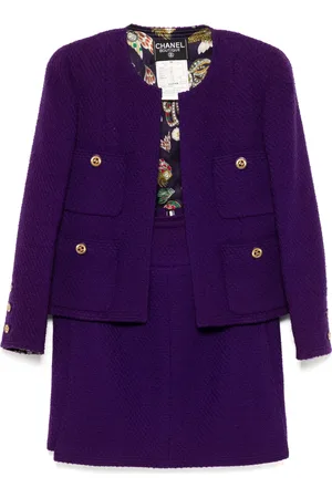 CHANEL 1990-2000s skirt suit