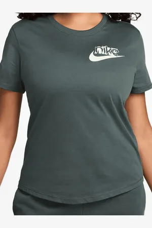 Nike Sportswear Club T-shirt
