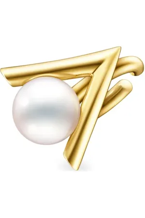 Tasaki 18kt yellow Danger Claw pearl ear cuff