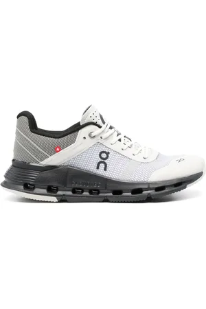 On Running On Cloudnova Z5 WMNS "Pearl Black"