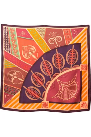Hermès 2012 Géometrie Crétoise scarf