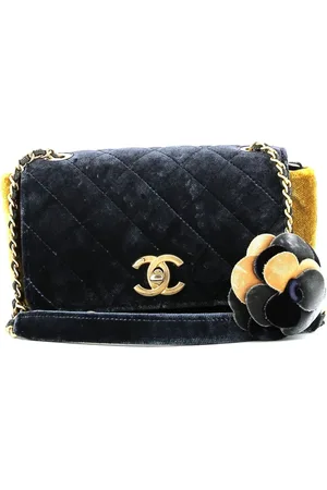 CHANEL 2018 Paris-Cosmopolite Camélia shoulder bag