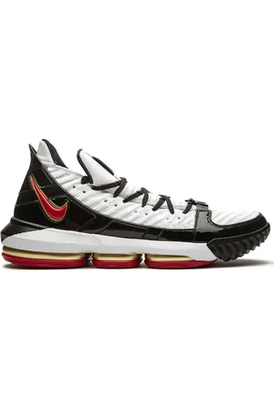 Nike LeBron 16 SB "Remix" sneakers