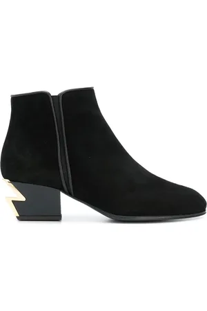 Giuseppe Zanotti Round toe boots