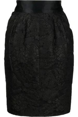 CHANEL 2007 floral cloqué pencil skirt