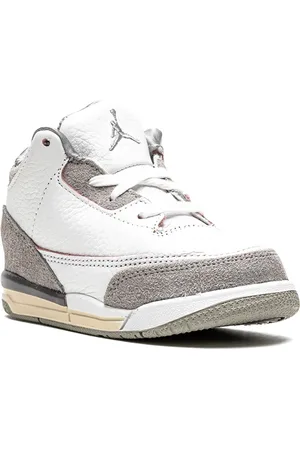 Jordan X A Ma Mani??re Jordan 3 Retro SP "Raised By Women" sneakers