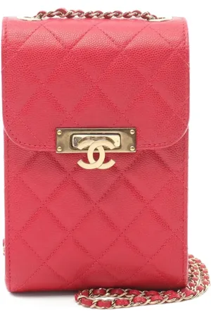 CHANEL 2016-2017 matelassé phone pouch