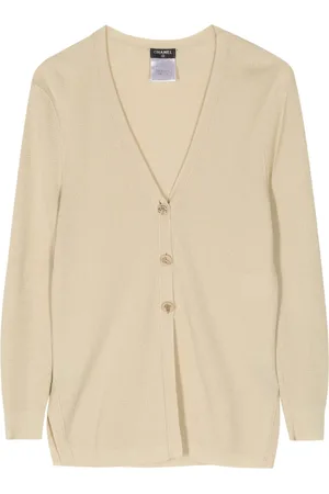 CHANEL 2000 Camélia-buttons V-neck cardigan
