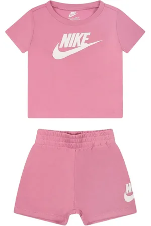 Nike Swoosh logo-print shorts set