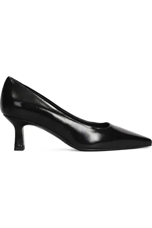 Julie Dee Leather pumps