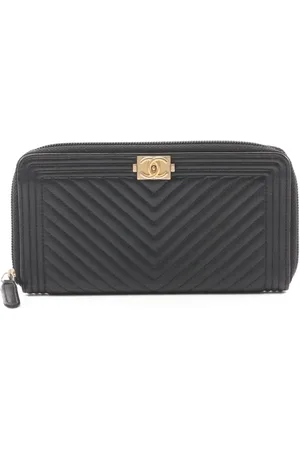 CHANEL 2017-2018 Boy Chanel wallet