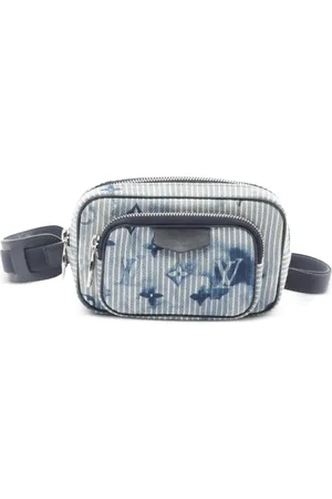 LOUIS VUITTON 2021 Outdoors Pochette belt bag