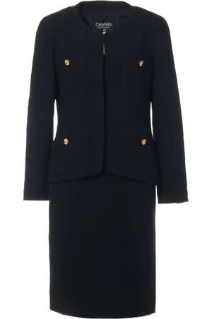 CHANEL Collarless skirt suit