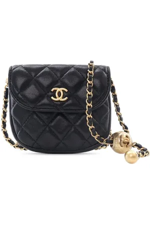 CHANEL 2019 Quilted Lambskin Pearl Crush Waist Bag belt bag