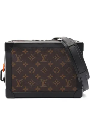 LOUIS VUITTON 2018 Soft Trunk shoulder bag