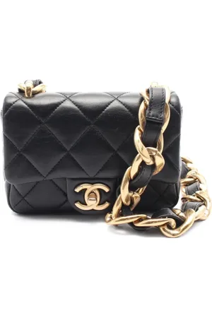 CHANEL 2021 Matelasse chain handbag