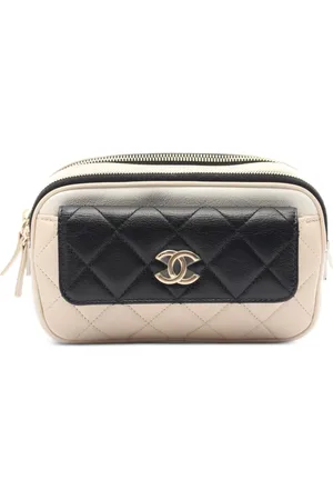 CHANEL 2019 Matelasse belt bag