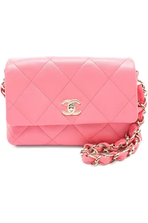 CHANEL 2021-2022 interlocking-cc diamond-quilted shoulder bag