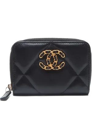 CHANEL 2021-2022 CC leather wallet