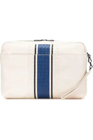 Bottega Veneta 2012-2024 Intrecciato Trimmed Leather Wristlet clutch bag