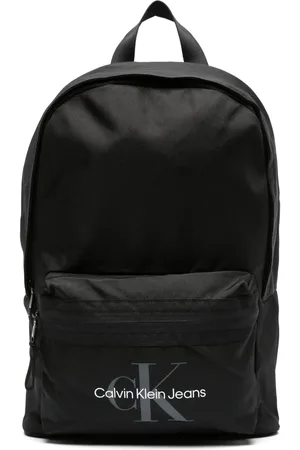 Calvin Klein Essentials Campus logo-print backpack