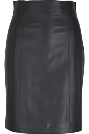 AKRIS High-waist leather pencil skirt
