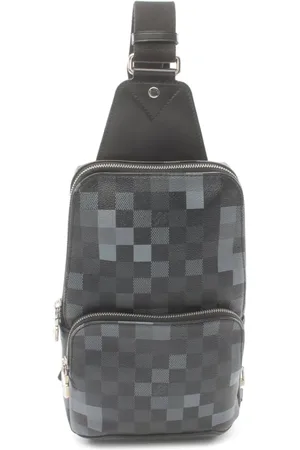 LOUIS VUITTON 2018s Avenue cross body bag