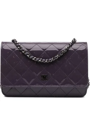 CHANEL 2016-2017 Classic Patent Wallet On Chain crossbody bag
