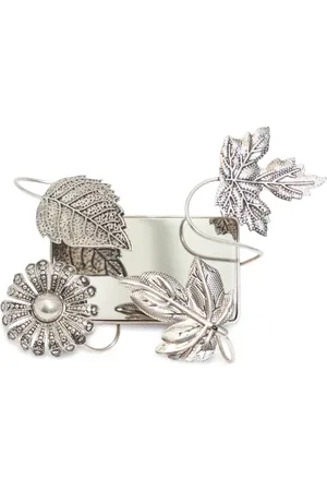 Bimba y Lola Decorative-leaf floral ring