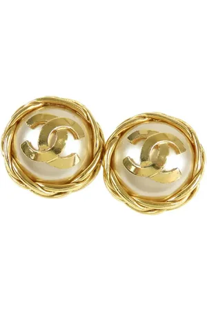 CHANEL 1995 Plated Faux Pearl CC Round Clip On Earrings costume earrings