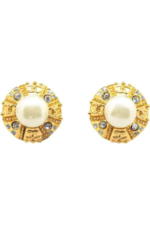 CHANEL 1993 Plated Round Faux Pearl Rhinestones Clip on Earrings costume earrings