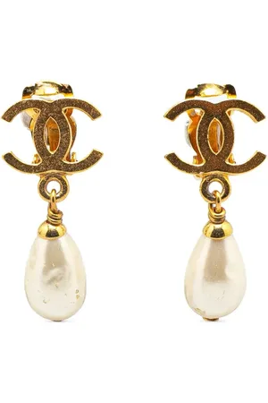 CHANEL 1995 Plated CC Faux Pearl Drop Clip on Earrings costume earrings