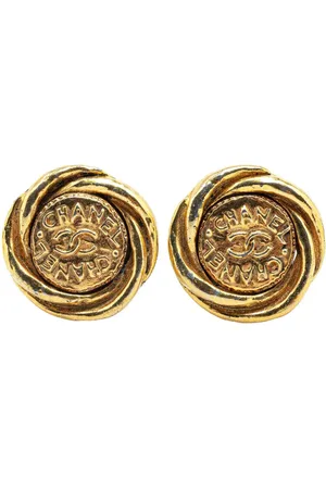 CHANEL 1970-1980 Plated CC Round Clip On Earrings costume earrings