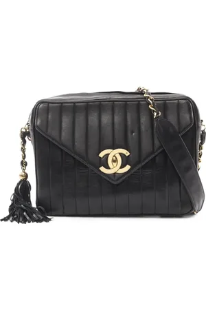 CHANEL 1994-1996 Mademoiselle shoulder bag
