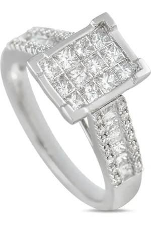 LB Exclusive 14kt white gold diamond ring