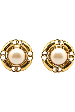 CHANEL 1994 Gold Plated CC Faux Pearl Clip on Earrings costume earrings