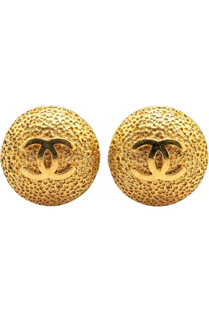 CHANEL 1995 Plated CC Round Clip on Earrings costume earrings