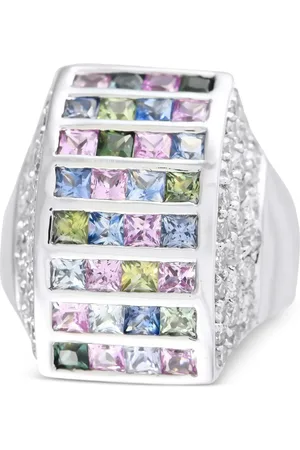 LB Exclusive 18K white gold diamond and sapphire ring