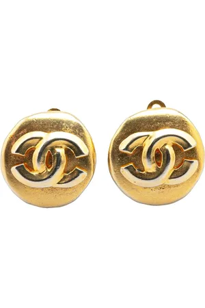 CHANEL 1996 Plated CC Round Clip On Earrings costume earrings