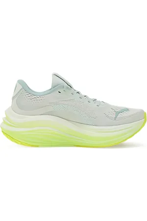 PUMA MagMax NITRO™ lightweight running sneakers