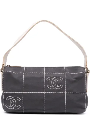 CHANEL 2003-2004 CC Chocolate Bar Canvas shoulder bag