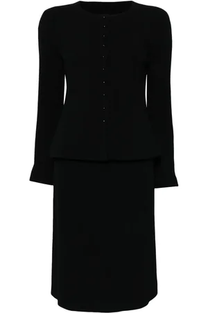 CHANEL 2002 single-breasted wool skirt suit