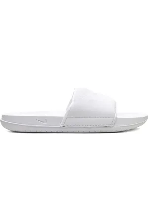 Nike Kobe Offcourt "Triple " slides
