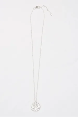 Fat Face Flower Embossed Pendant Necklace