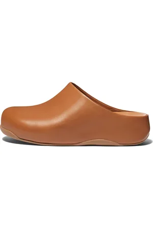 FitFlop Women SHUV Leather Clogs, Full Price