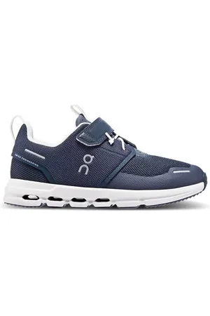 On Running Cloud Play Sneakers