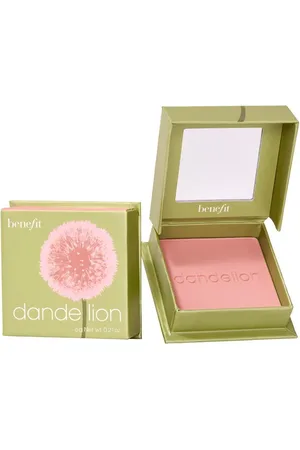 Benefit Dandelion Baby- Blusher & Brightening Finishing Face Powder