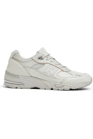 New Balance 991 V1 Trainers