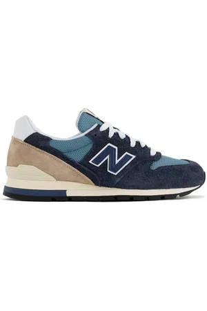 New Balance 996 Shoes